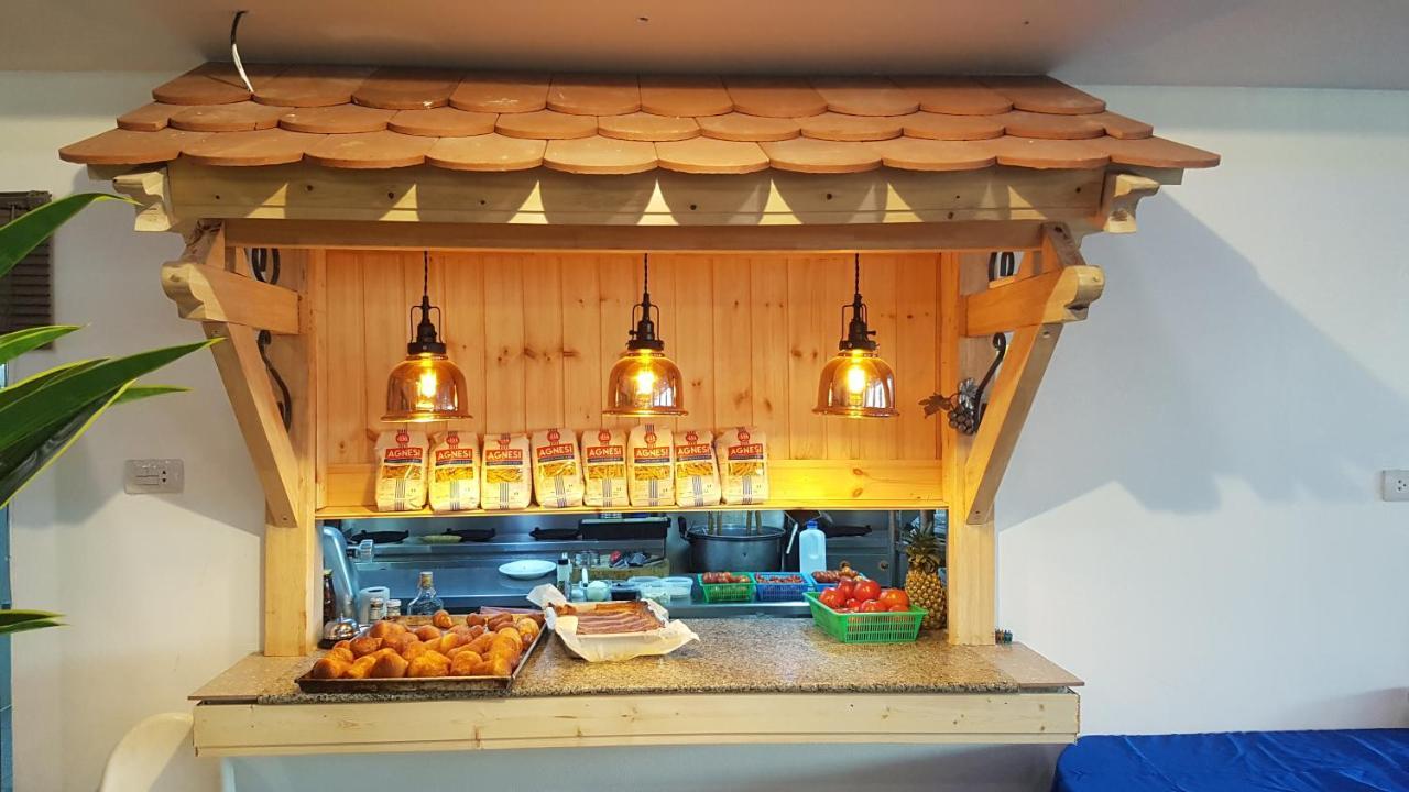 La Capannina Hotel Patong Eksteriør bilde